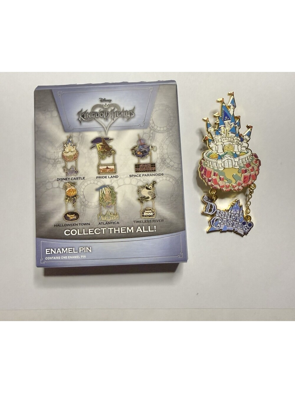 Kingdom Hearts Worlds Pin Mickey Disney Castle GameStop